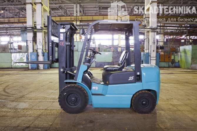 Вилочный погрузчик Kion FD25 Вилочный погрузчик Kion FD25