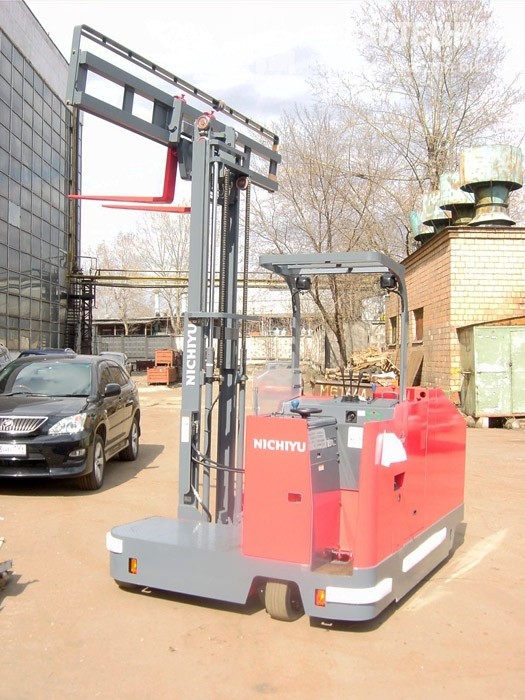 Боковой погрузчик Nichiyu FBS Боковой погрузчик Nichiyu FBS — изображение 8