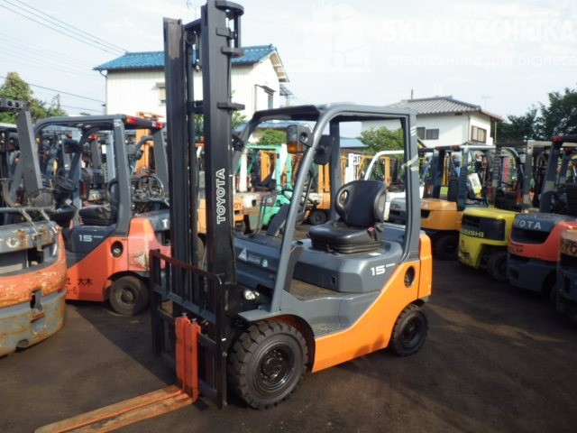 Погрузчик Toyota 8FD15 (2007) Погрузчик Toyota 8FD15 (2007)
